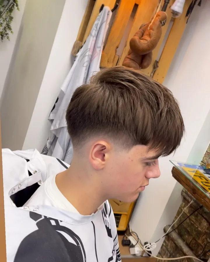 Šišanje u VR Barbershopu