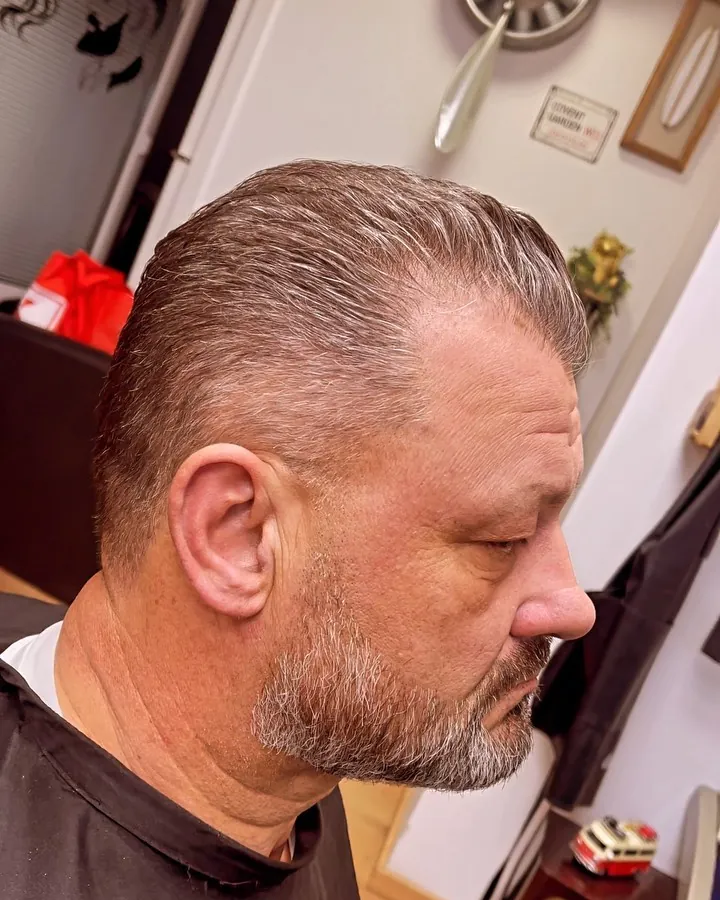 Šišanje u VR Barbershopu